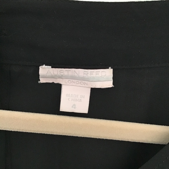 Austin Reed London - Picture 4 of 5